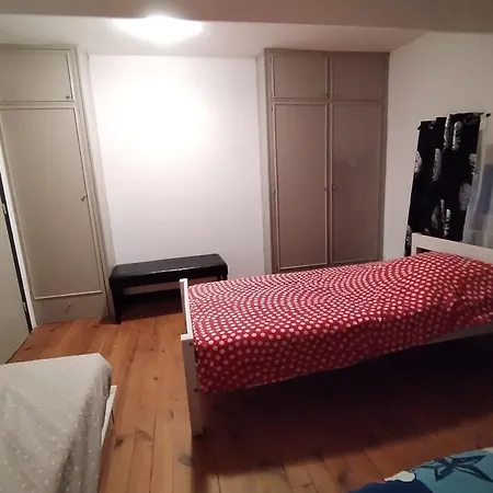 Chambre3 Lits Simples Cuisine Commune Проживание в семье Saint-Pierre-du-Mont (Landes)